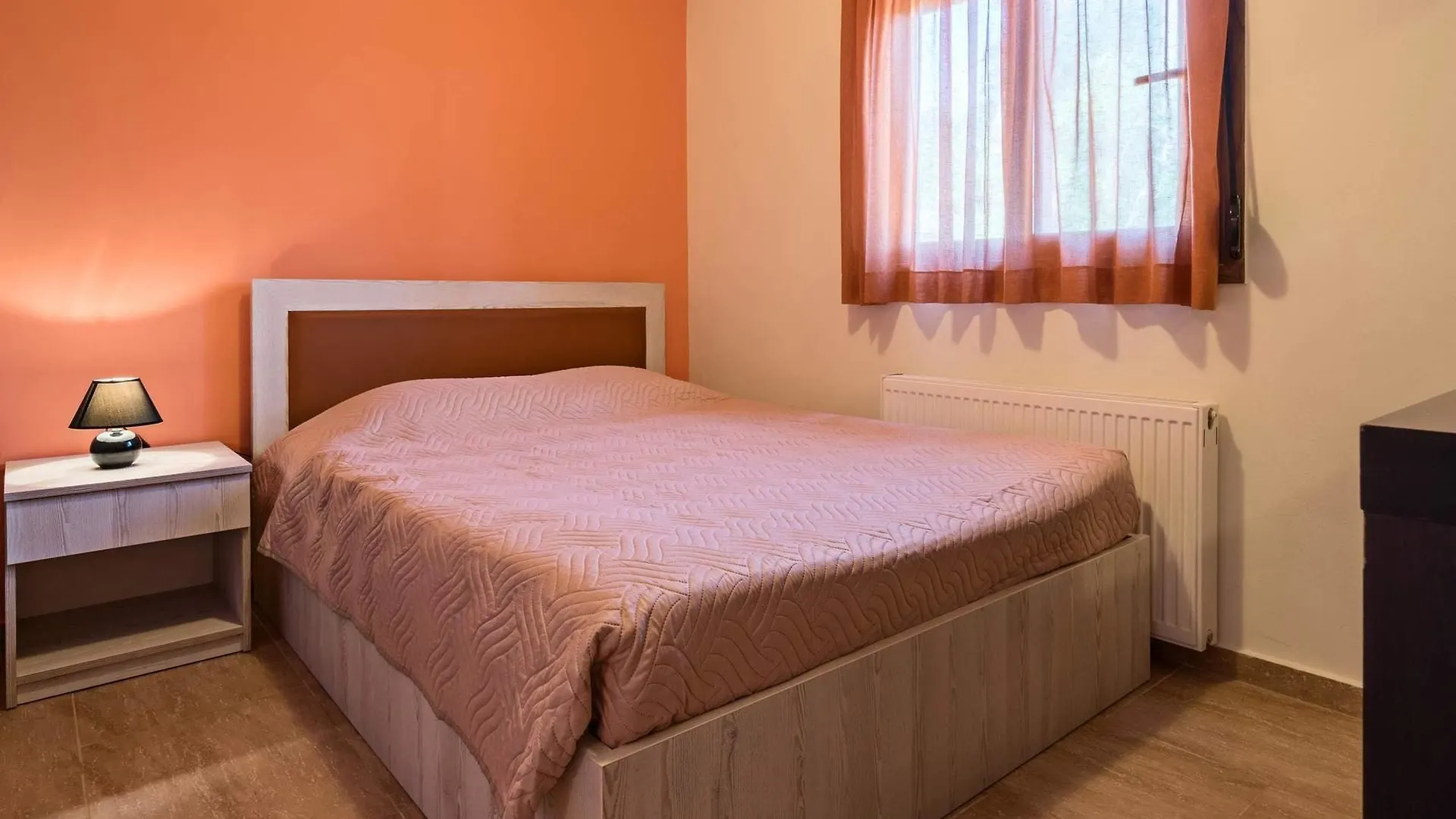 Apartment With 3 Bedrooms In Kaloniktis-Rethymno, With Pool Access And 0*, Rethimno Grækenland